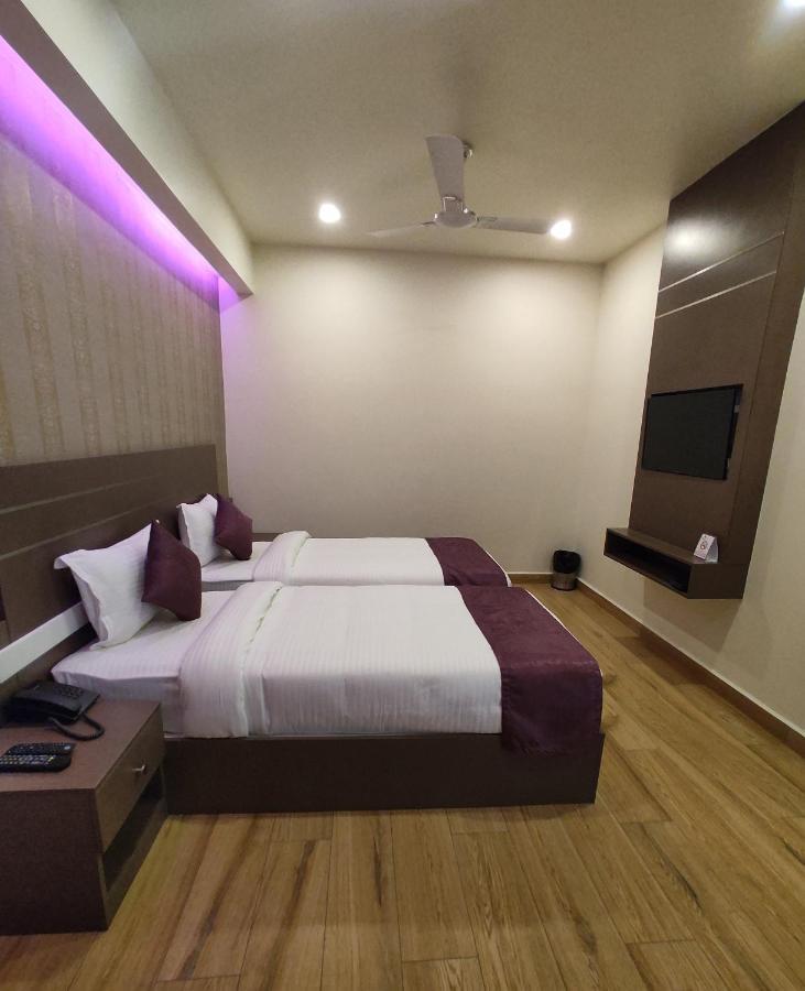 Lavender Infopark Kochi Exterior foto